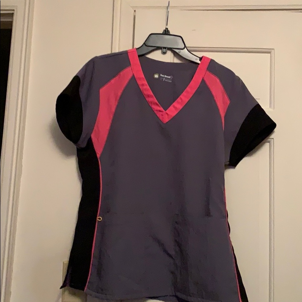 Scrub top